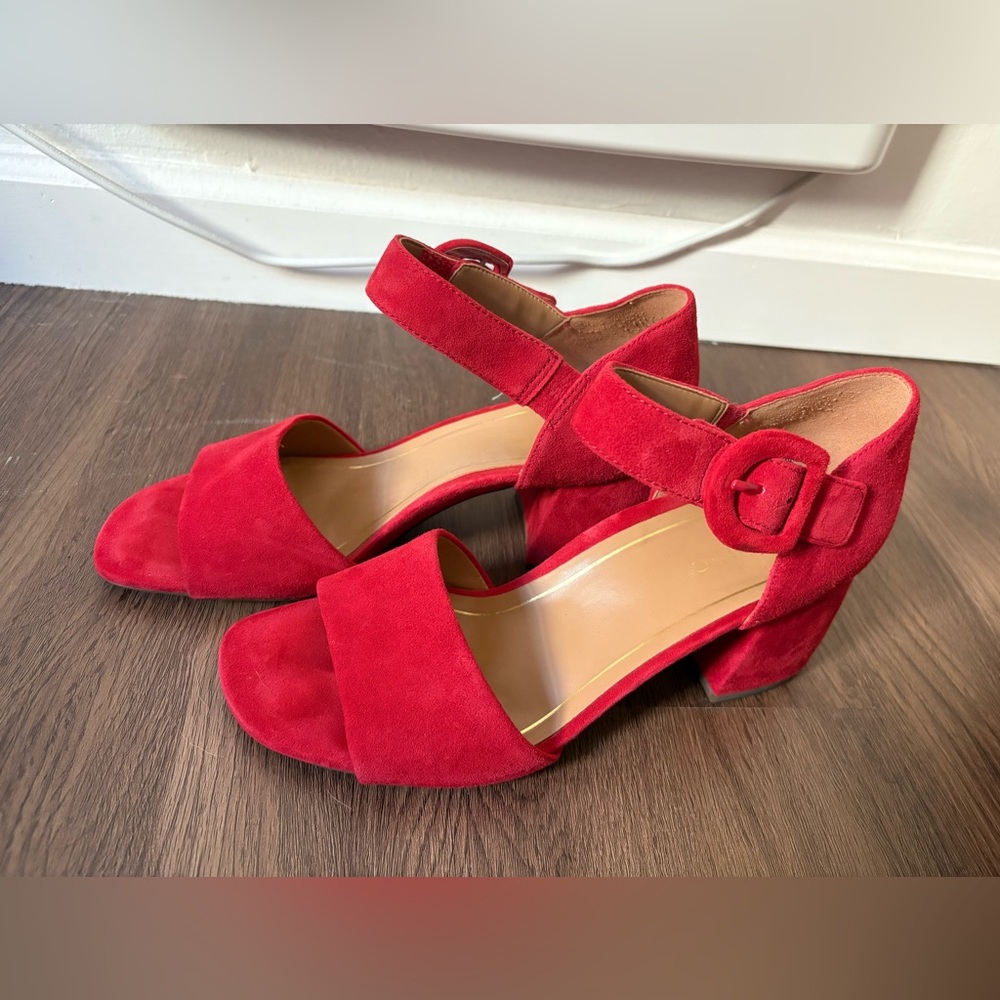 Vionic Chardonnay Suede Heeled Sandals 9 WIDE